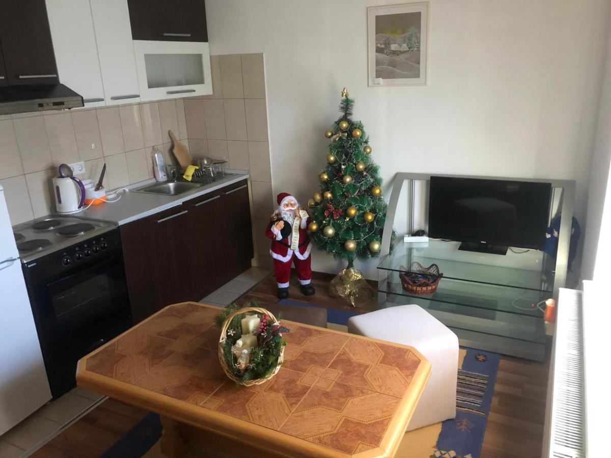 קופרס Apartman Vesna מראה חיצוני תמונה